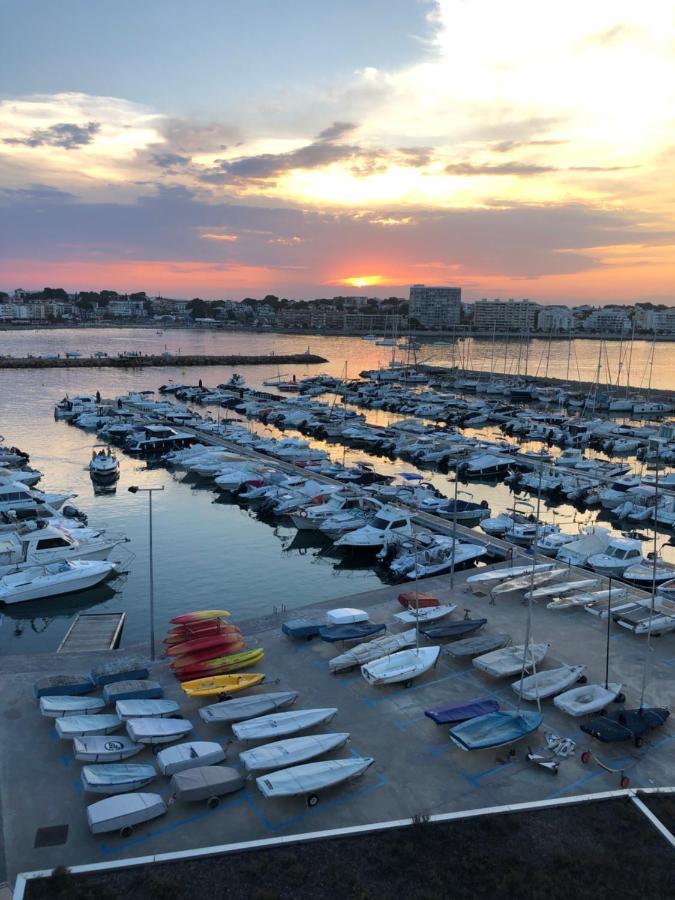 Solo Atico Guest Suites L' Escala 外观 照片