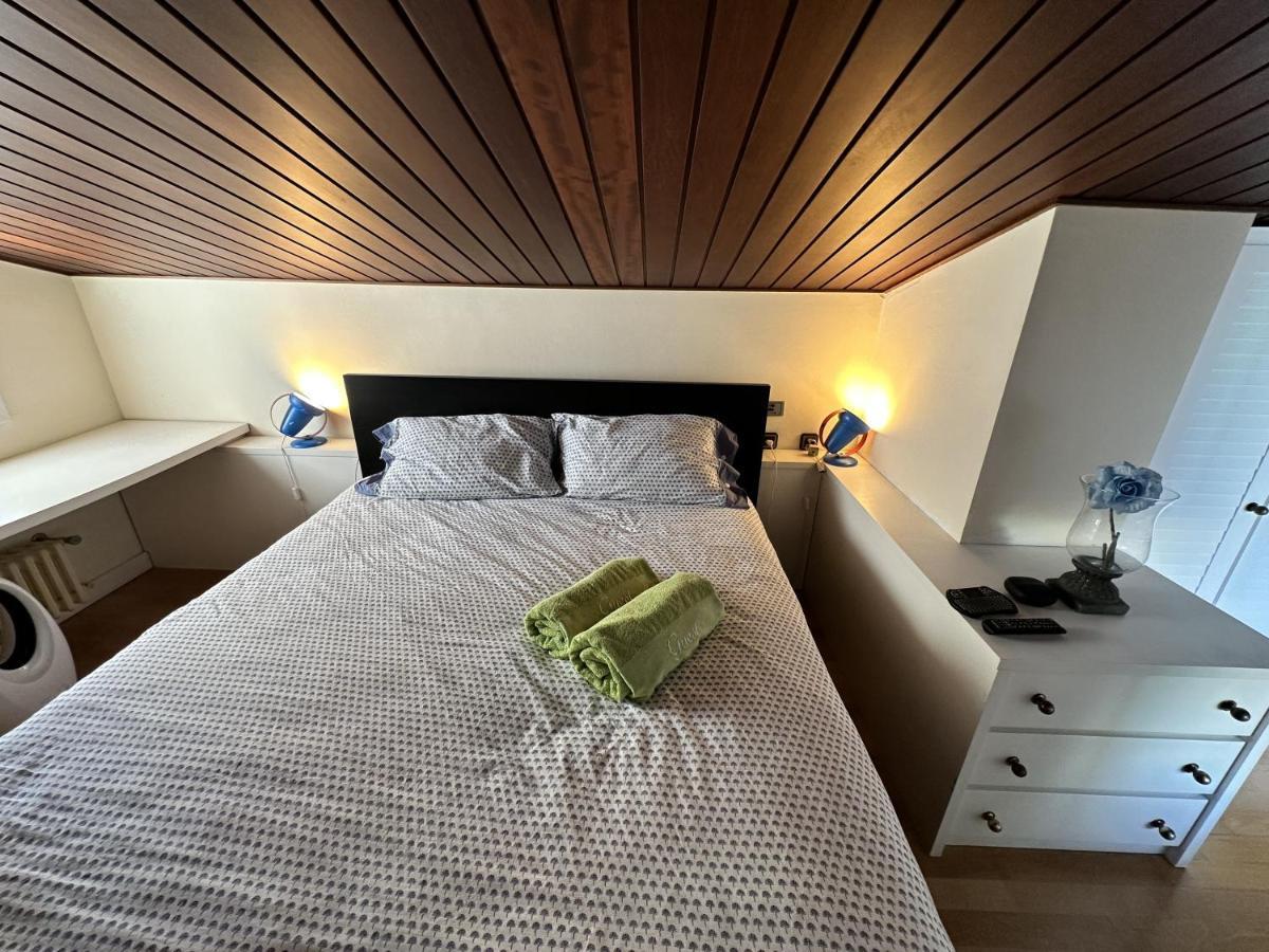 Solo Atico Guest Suites L' Escala 外观 照片