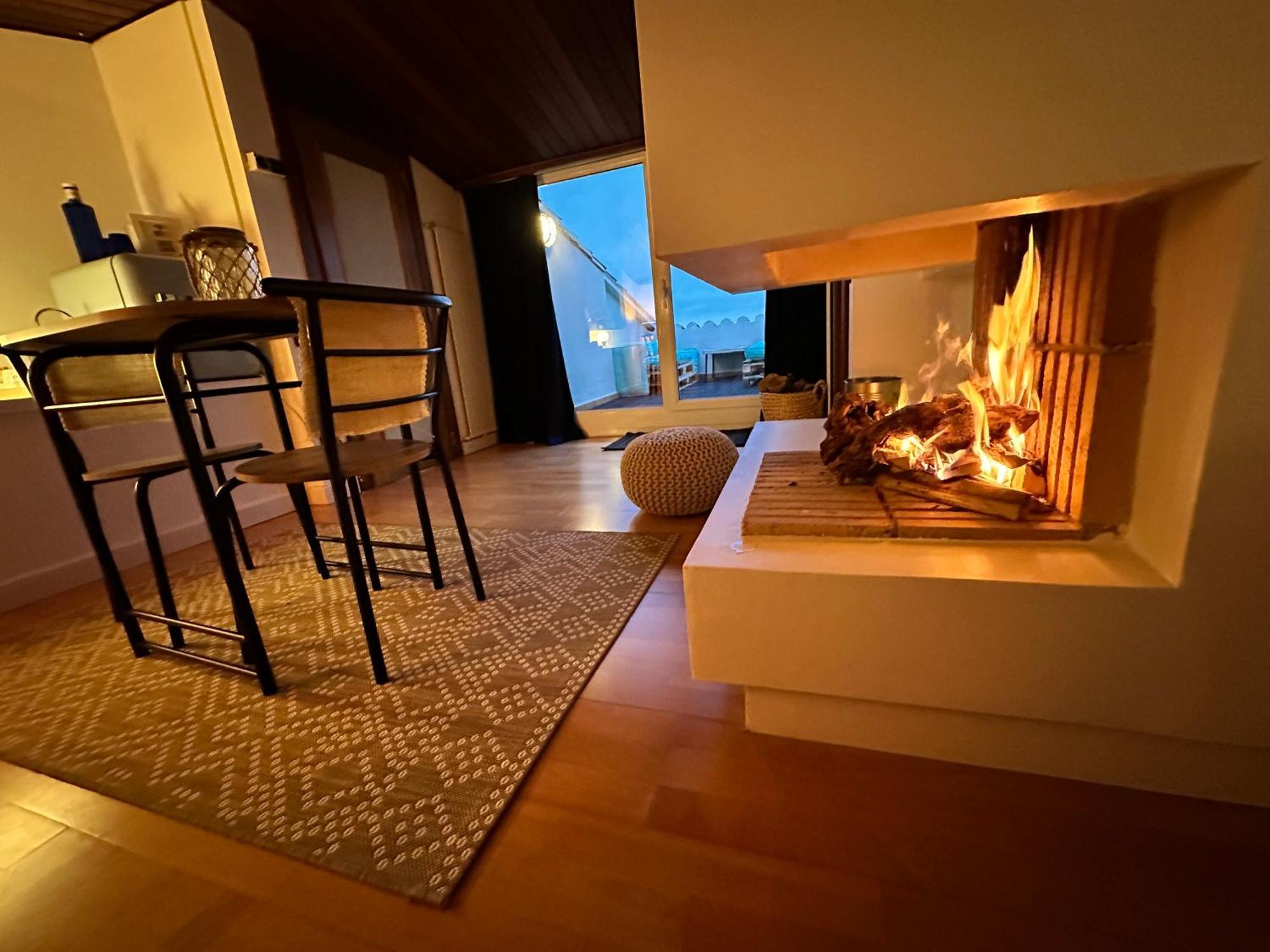 Solo Atico Guest Suites L' Escala 外观 照片
