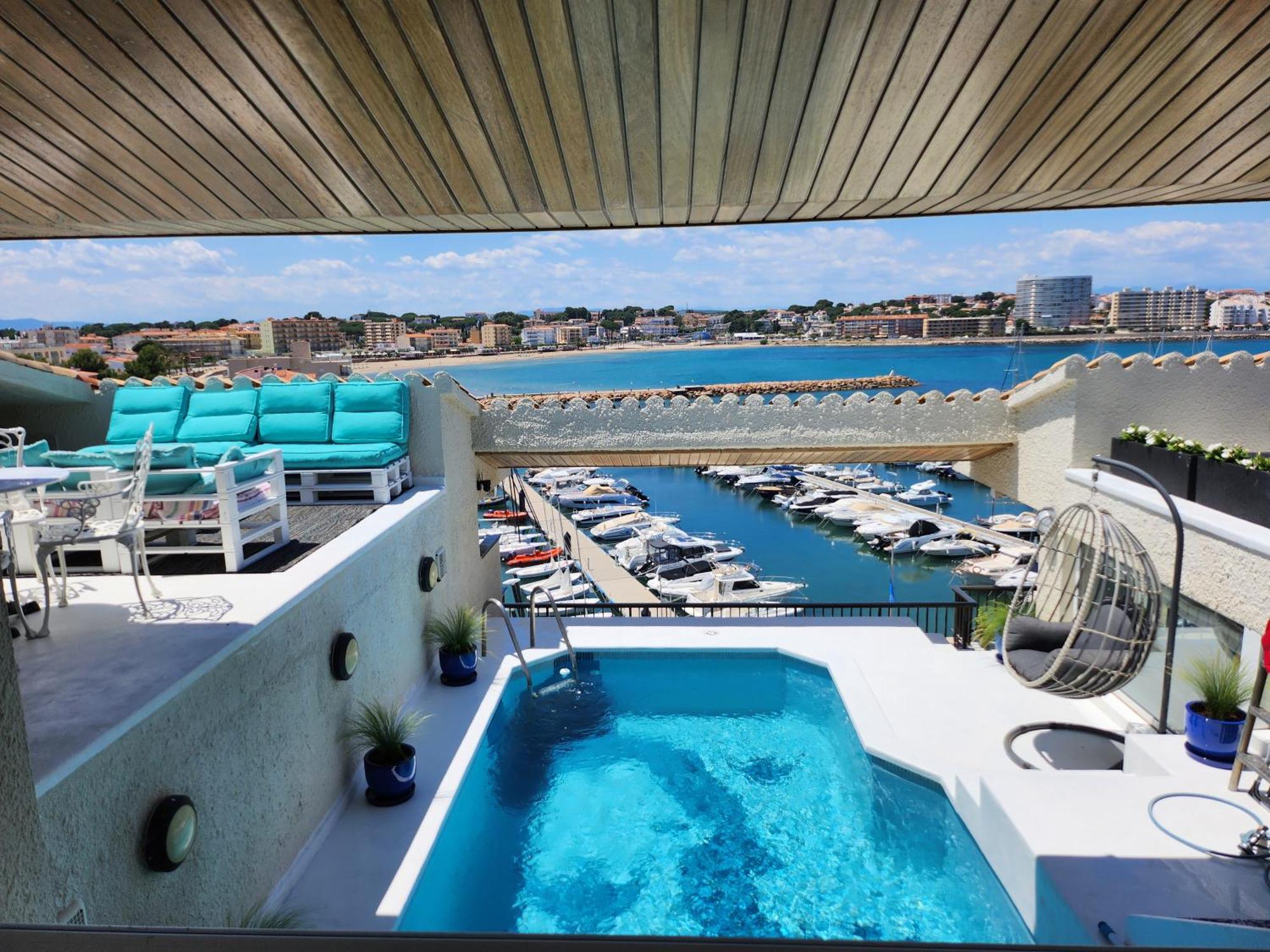 Solo Atico Guest Suites L' Escala 外观 照片